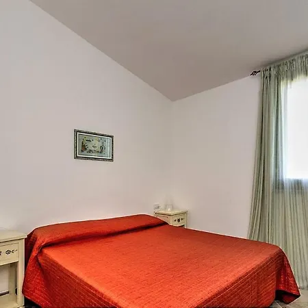Sleeps 8 Pool Villa *