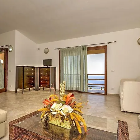 Sleeps 8 Pool Villa Costa Paradiso